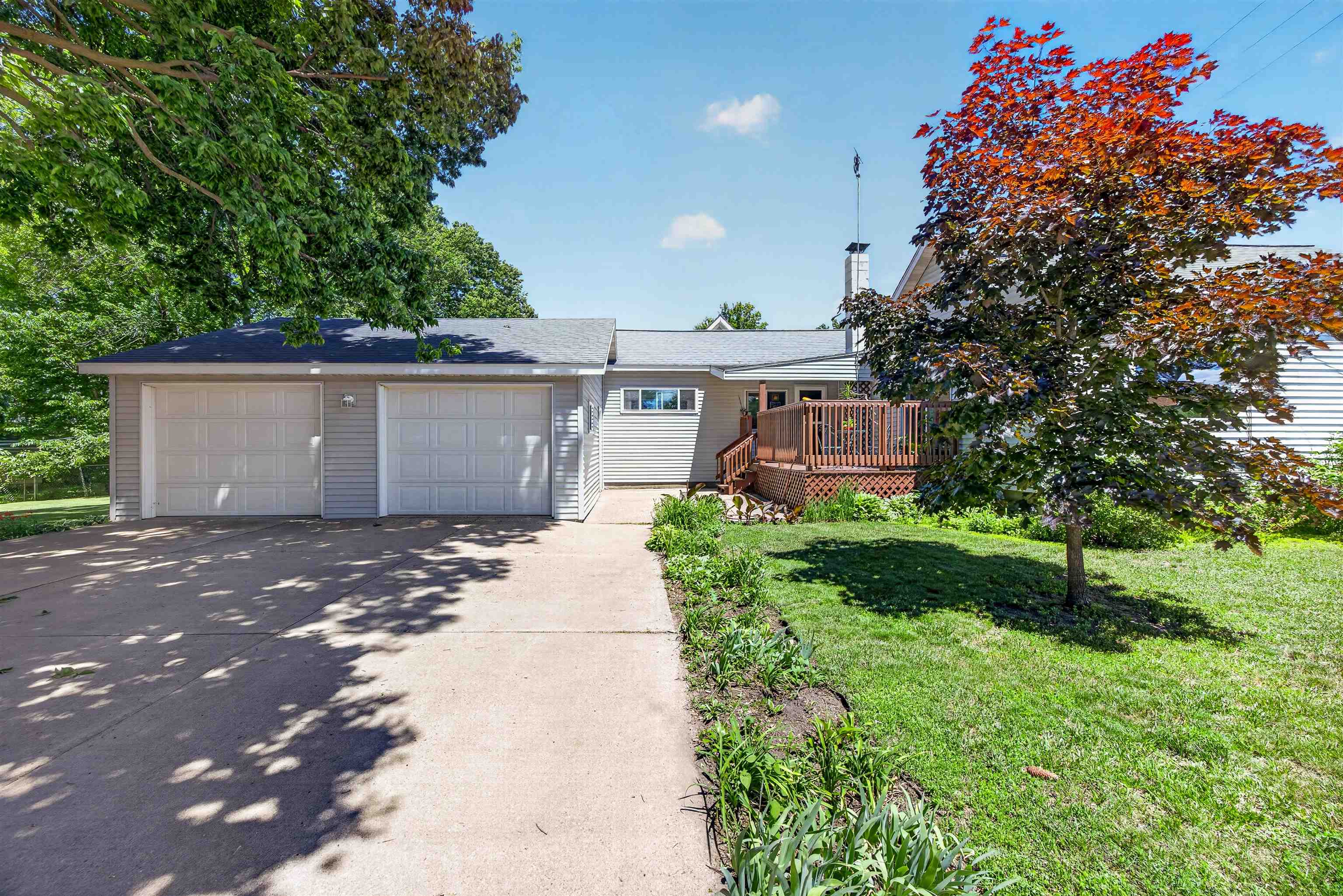 1000 Wisconsin Street Stevens Point, WI 54481 - Photo 4 of 54