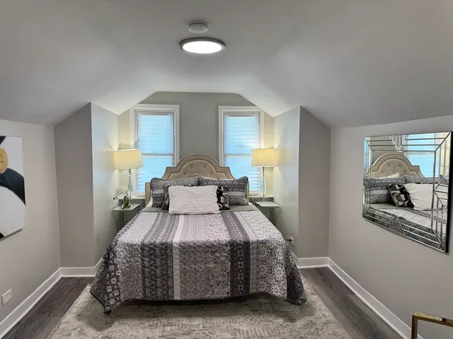 $299,000 | 822 East 87th Place, Chicago, IL 60619