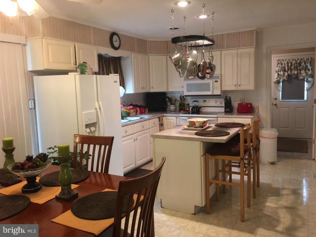 6088 Waterford Road Rixeyville, VA 22737 - Photo 5 of 26 Kitchen