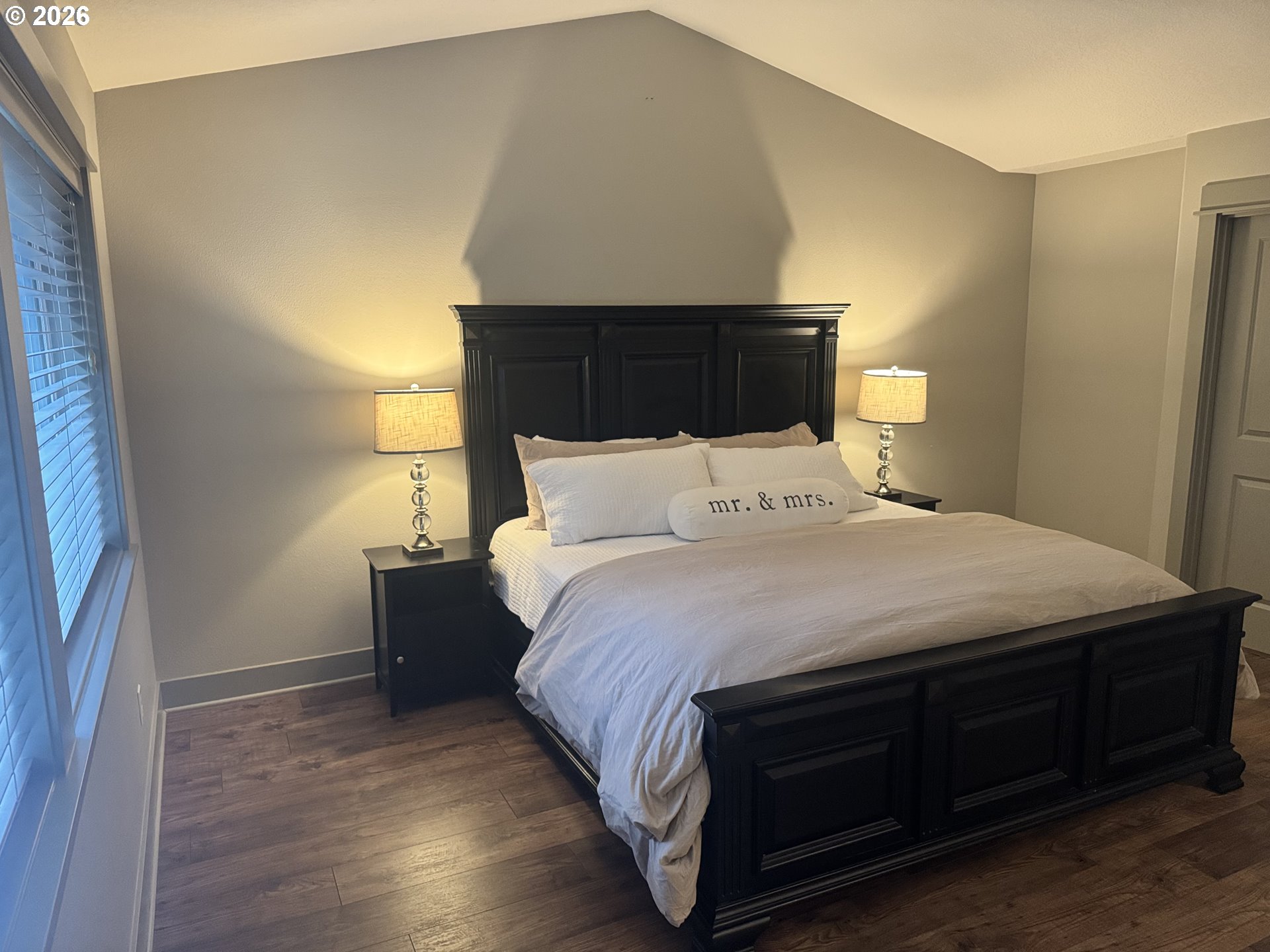 8326 Southwest Oak Street Portland, OR 97223 - Photo 12 of 29