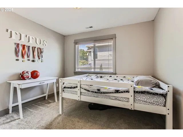 $699,900 | 8326 Southwest Oak Street, Portland, OR 97223