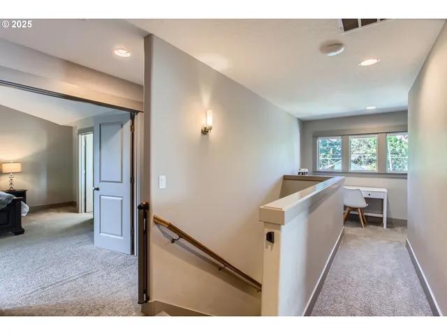 $699,900 | 8326 Southwest Oak Street, Portland, OR 97223