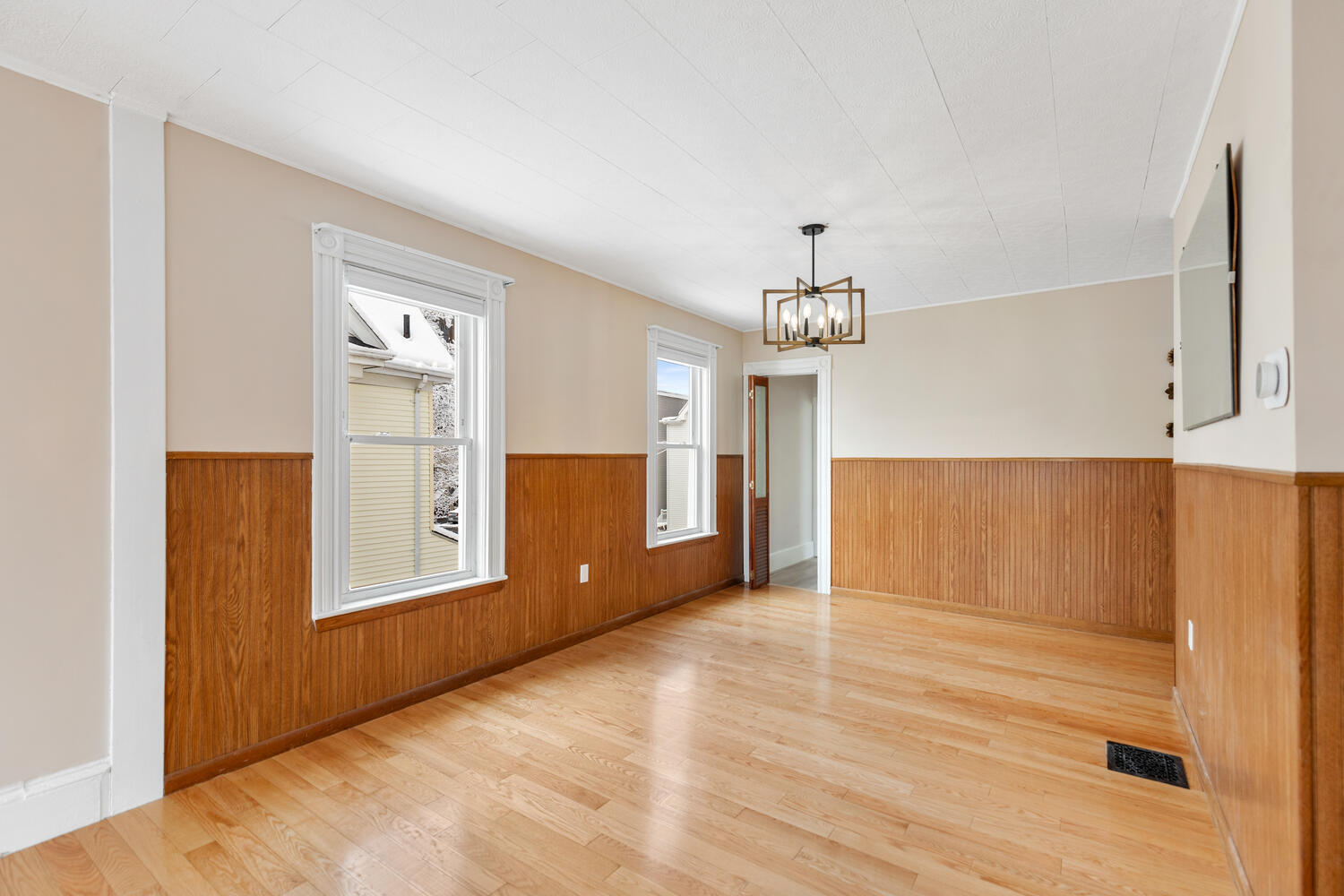 20 Fairmount Street Everett, MA 02149 - Photo 22 of 53 a view of an empty room with a window