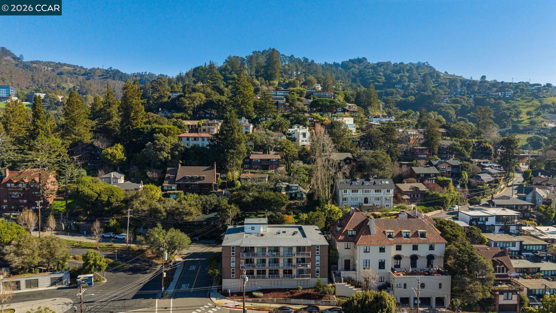 2 Panoramic Way, Unit 304 Berkeley, CA 94704 - Photo 35 of 43