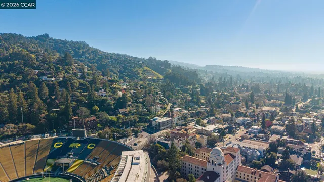 $789,000 | 2 Panoramic Way, Unit 304, Berkeley, CA 94704