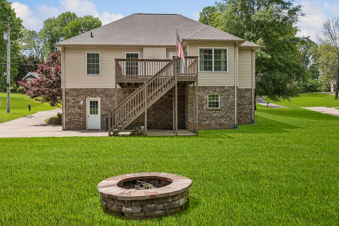 1061 Heatherwood Road Pleasant View, TN 37146 - Photo 2 of 25 Gallery Image 2
