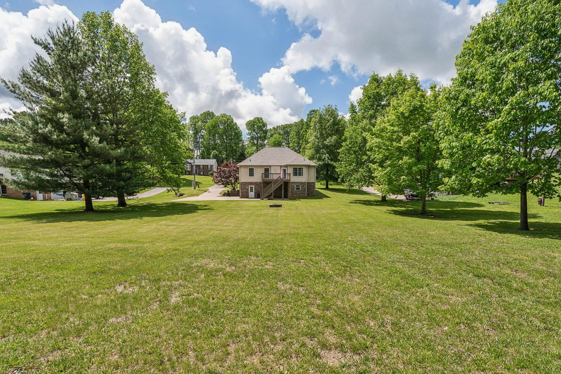 1061 Heatherwood Road Pleasant View, TN 37146 - Photo 3 of 25 Gallery Image 3