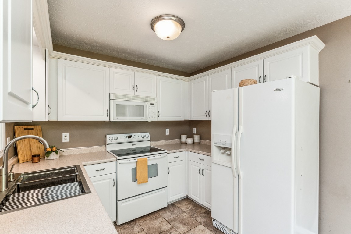 1061 Heatherwood Road Pleasant View, TN 37146 - Photo 10 of 25 Gallery Image 10