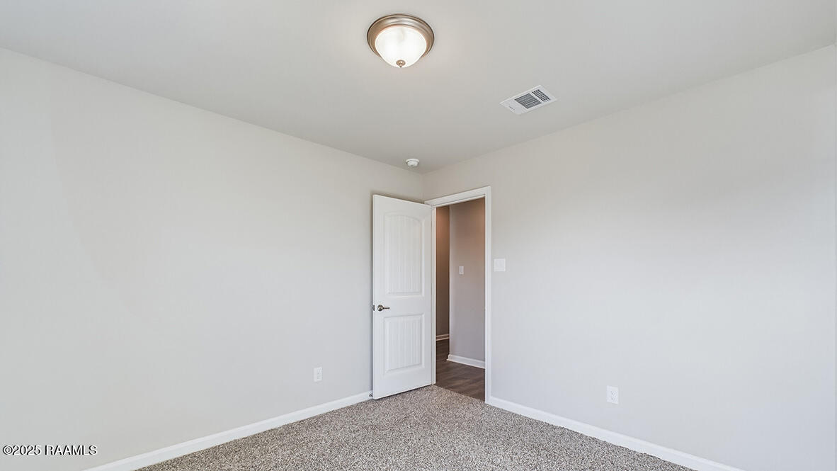 123 Lake Ridge Drive Broussard, LA 70518 - Photo 10 of 24 123 Lake Ridge Drive, Broussard, LA