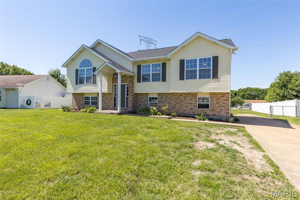 4204 West Rock Creek Road High Ridge, MO 63049 - Photo 2 of 39