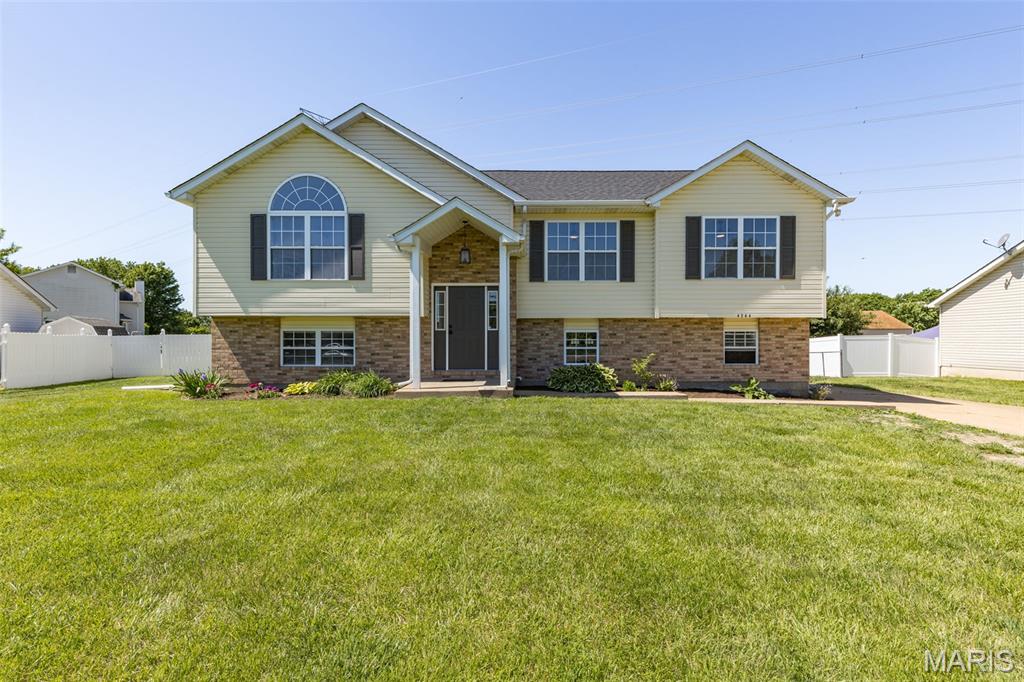 4204 West Rock Creek Road High Ridge, MO 63049 - Photo 3 of 39