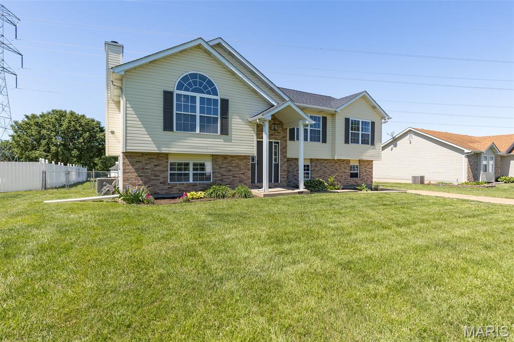 4204 West Rock Creek Road High Ridge, MO 63049 - Photo 4 of 39