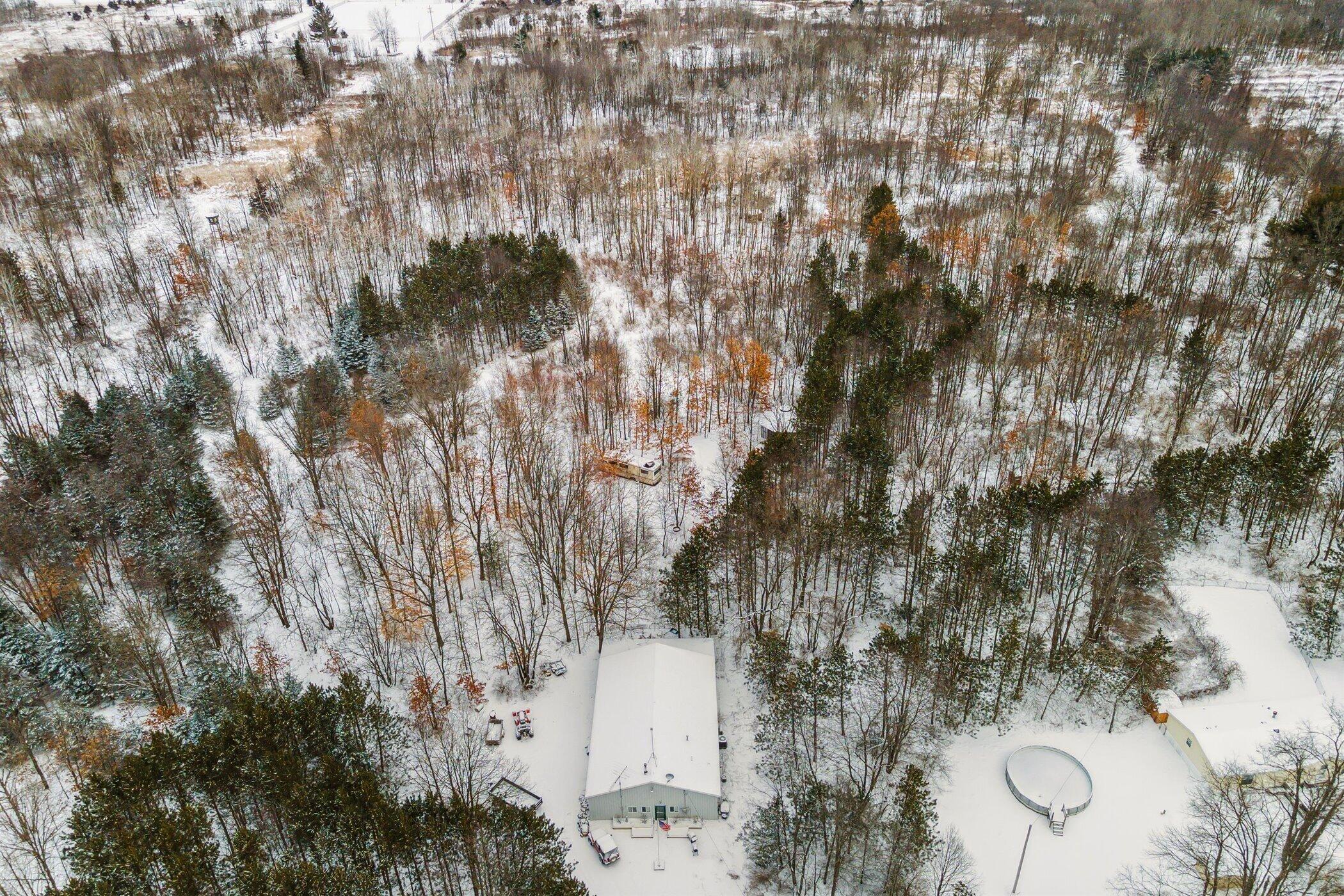 10051 Spencer Road Crystal, MI 48818 - Photo 28 of 39 15-10051-Spencer-Rd-Crystal-MI-48818-Win