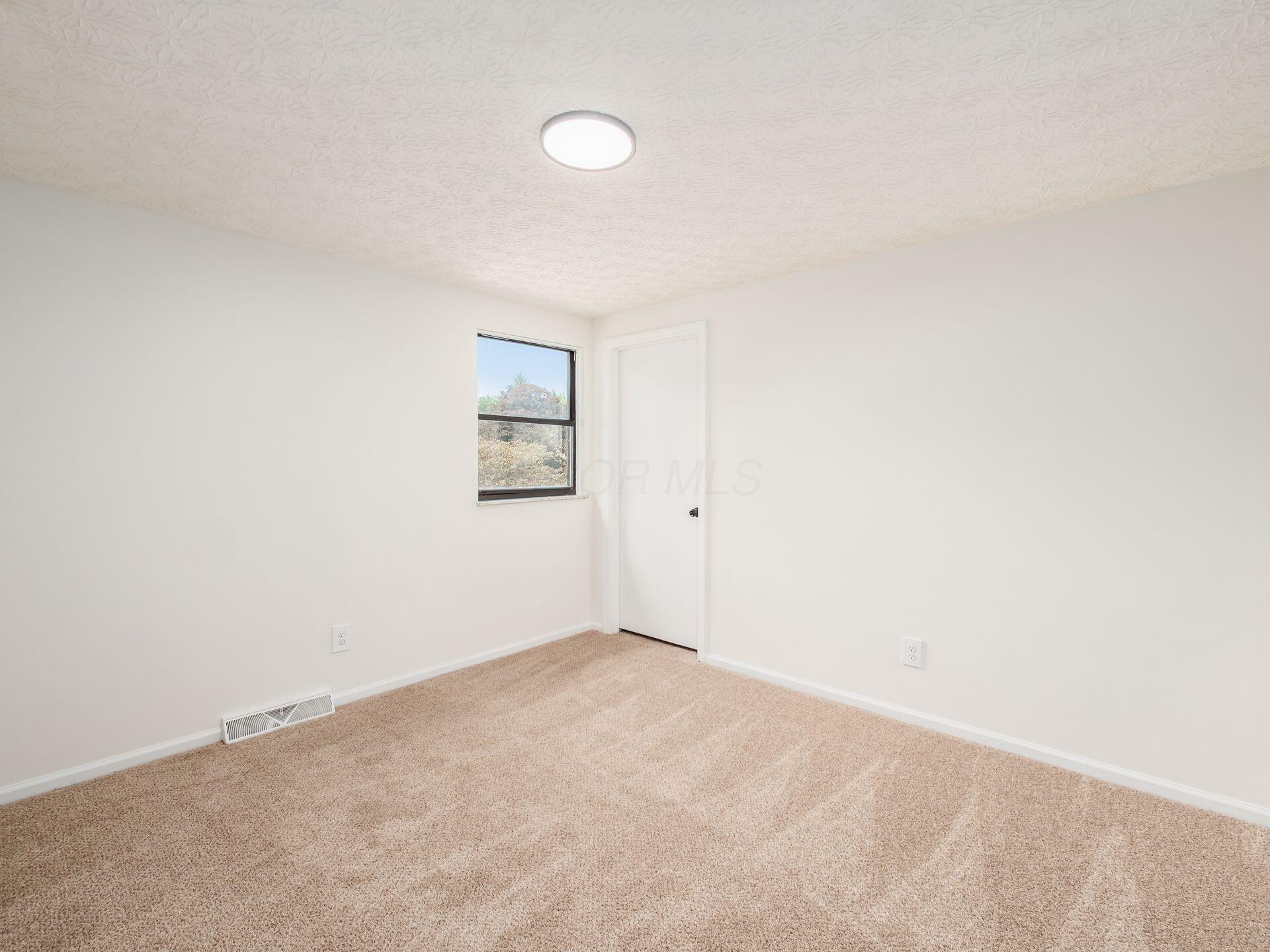 161 Somerset Road Delaware, OH 43015 - Photo 28 of 41 034_840a_C - 161 Somerset 082