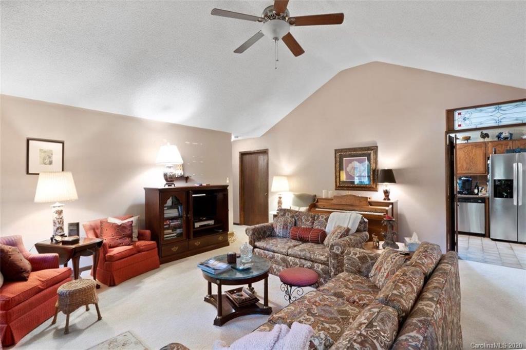 3224 McLendon Road Matthews, NC 28104 - Photo 4 of 34 Gallery Image 4