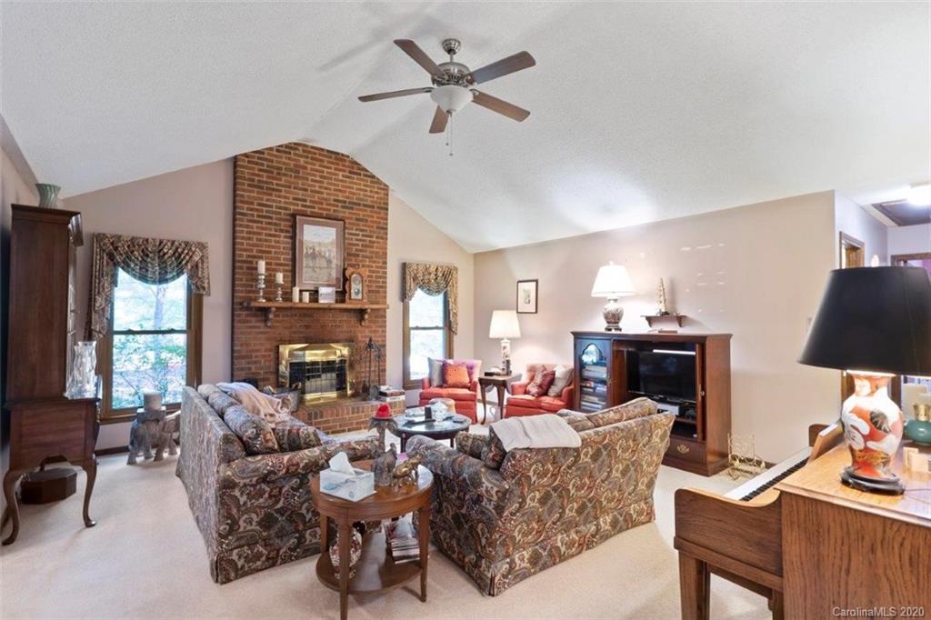 3224 McLendon Road Matthews, NC 28104 - Photo 6 of 34 Gallery Image 6