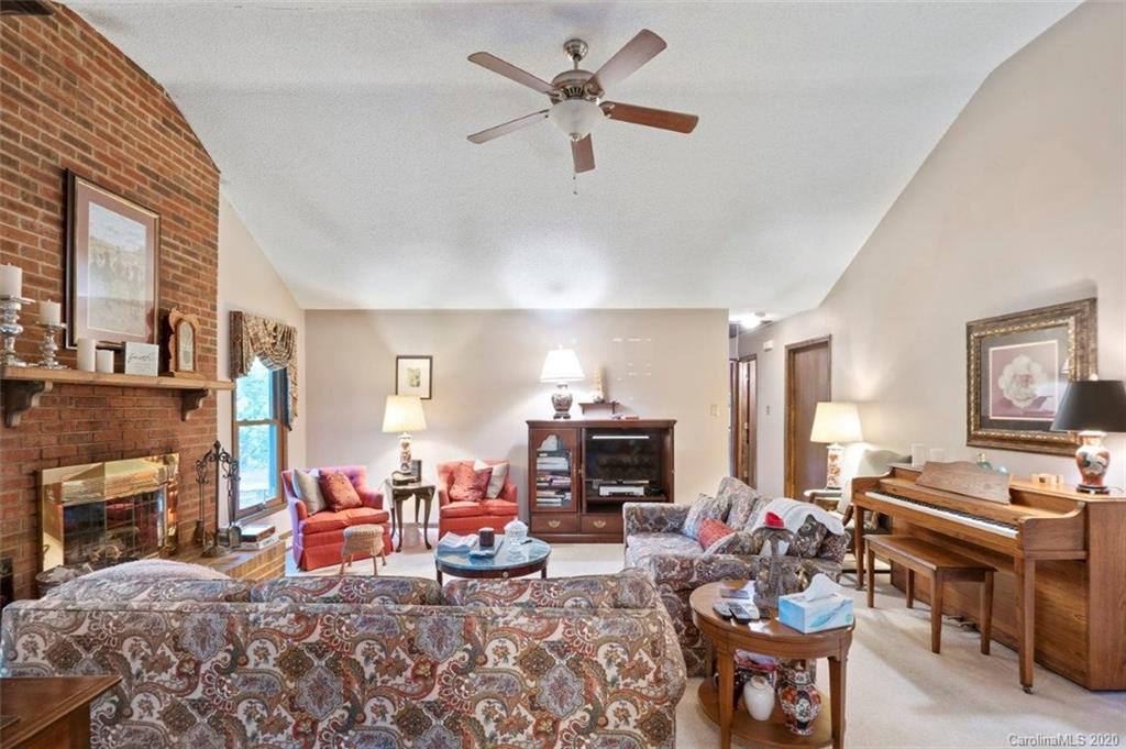 3224 McLendon Road Matthews, NC 28104 - Photo 7 of 34 Gallery Image 7