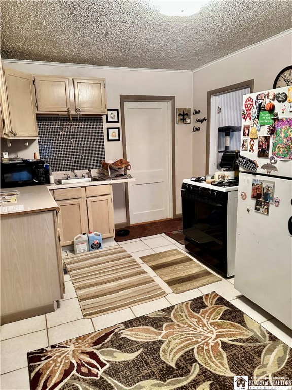 417 4th Avenue Olean, NY 14760 - Photo 18 of 35 Kitchen