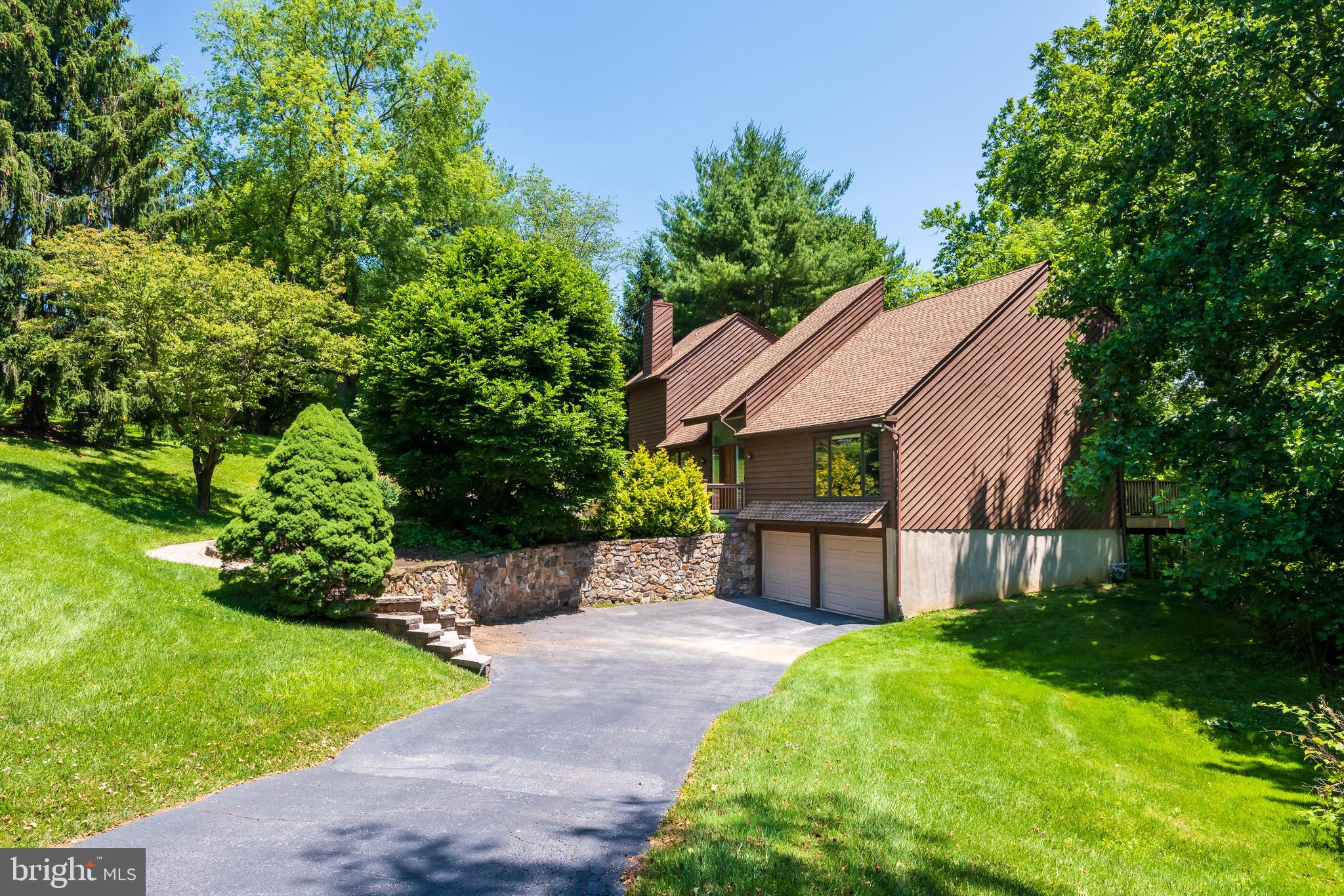 943 Hunt Road Radnor, PA 19008 - Photo 3 of 45