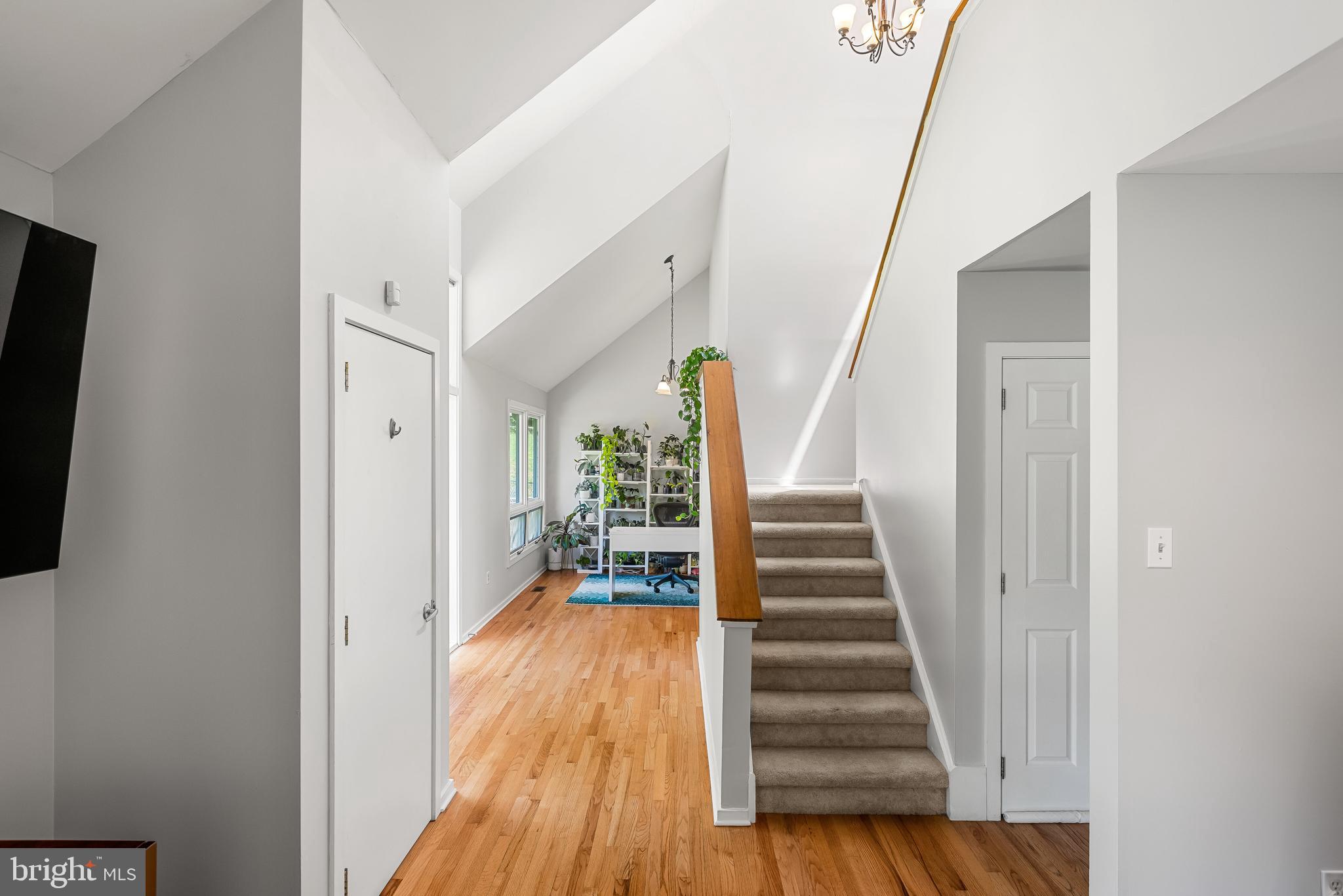 943 Hunt Road Radnor, PA 19008 - Photo 9 of 45
