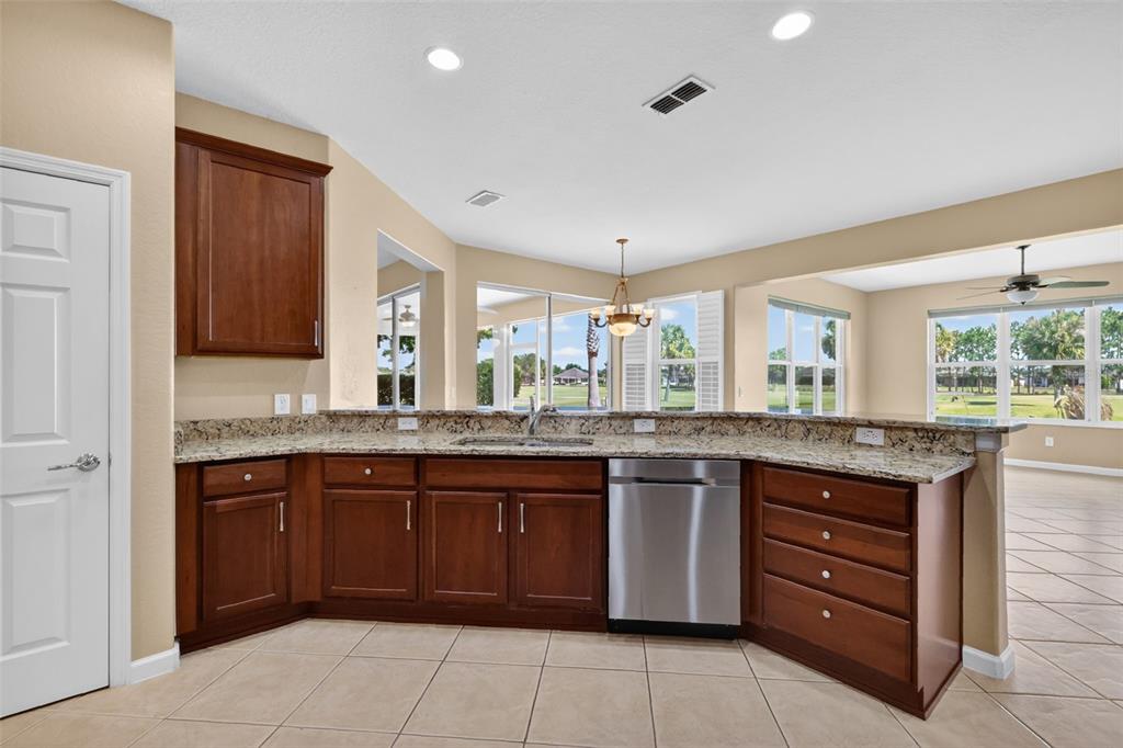 9455 Southwest 71st Loop Ocala, FL 34481 - Photo 16 of 37 Gallery Image 16