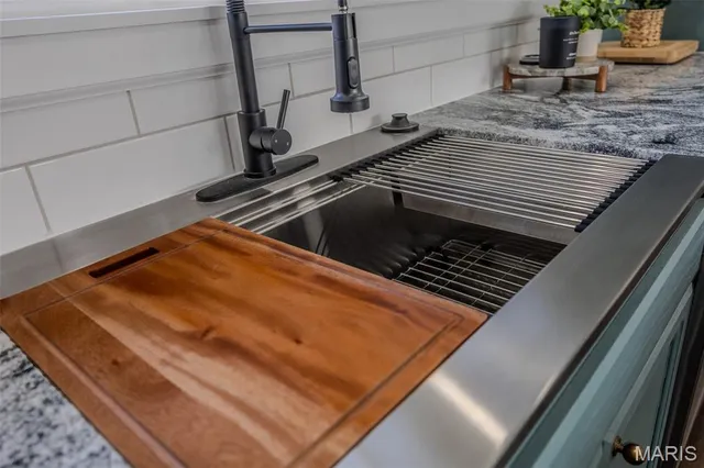 $259,500 | 804 East Main Street, Richland, MO 65556