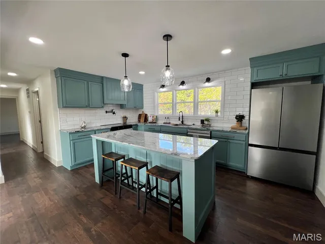 $269,900 | 804 East Main Street, Richland, MO 65556