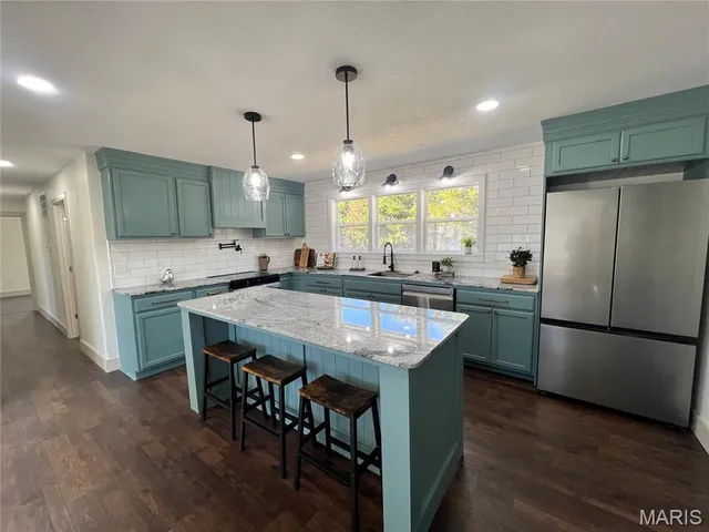 $259,500 | 804 East Main Street, Richland, MO 65556