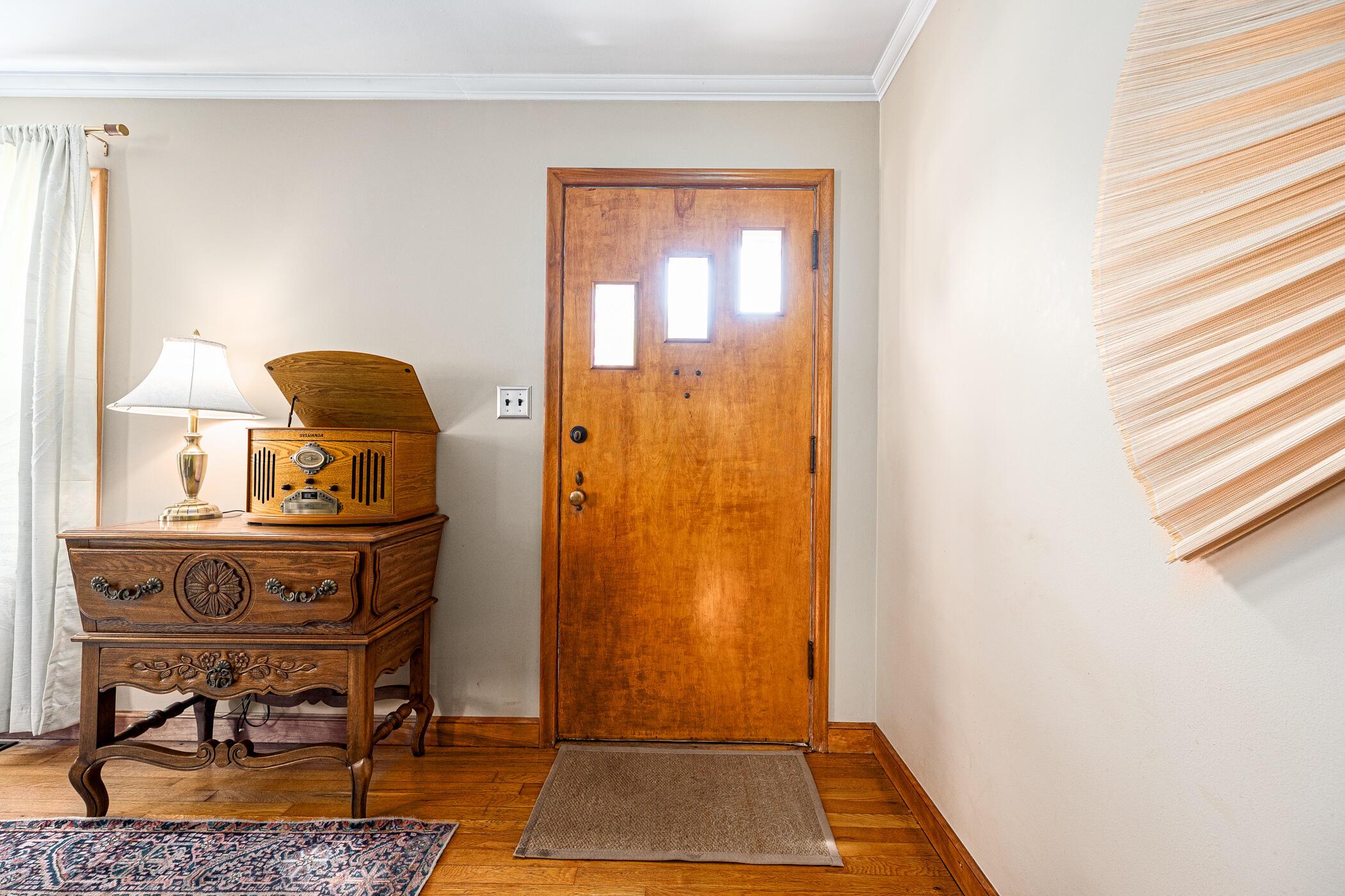 328 Wetmore Road Columbus, OH 43214 - Photo 3 of 31 328 wetmore road 007