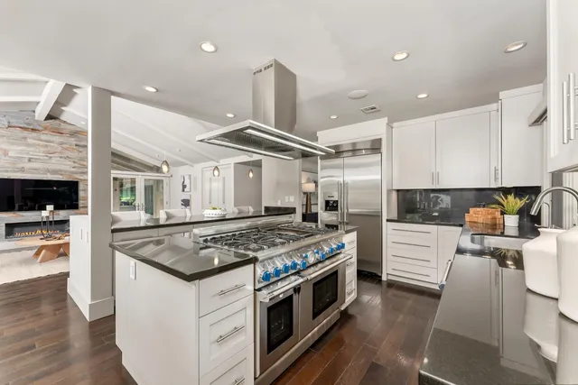 $2,125,000 | 612 Lake Wilhaggin Drive, Sacramento, CA 95864