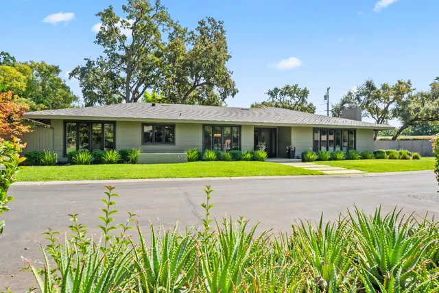 $2,125,000 | 612 Lake Wilhaggin Drive, Sacramento, CA 95864
