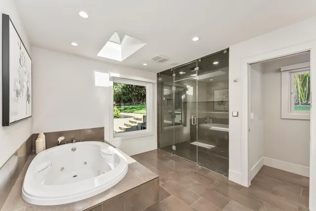 $2,125,000 | 612 Lake Wilhaggin Drive, Sacramento, CA 95864