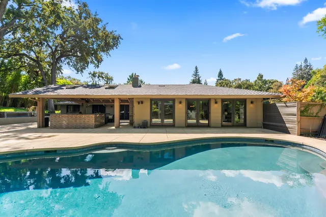 $2,125,000 | 612 Lake Wilhaggin Drive, Sacramento, CA 95864