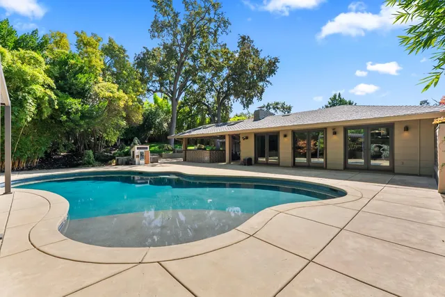 $2,125,000 | 612 Lake Wilhaggin Drive, Sacramento, CA 95864