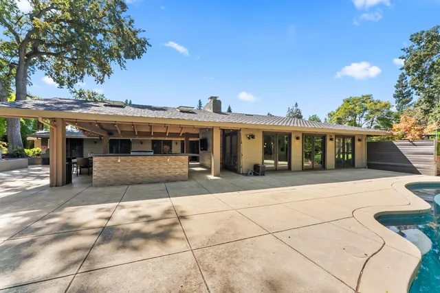 $2,125,000 | 612 Lake Wilhaggin Drive, Sacramento, CA 95864