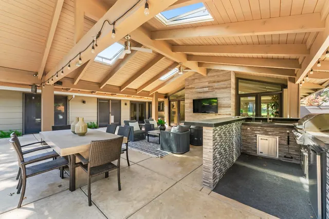 $2,125,000 | 612 Lake Wilhaggin Drive, Sacramento, CA 95864