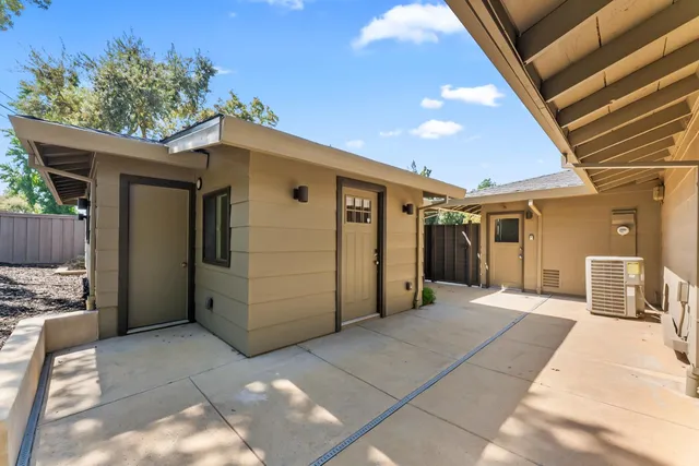 $2,125,000 | 612 Lake Wilhaggin Drive, Sacramento, CA 95864