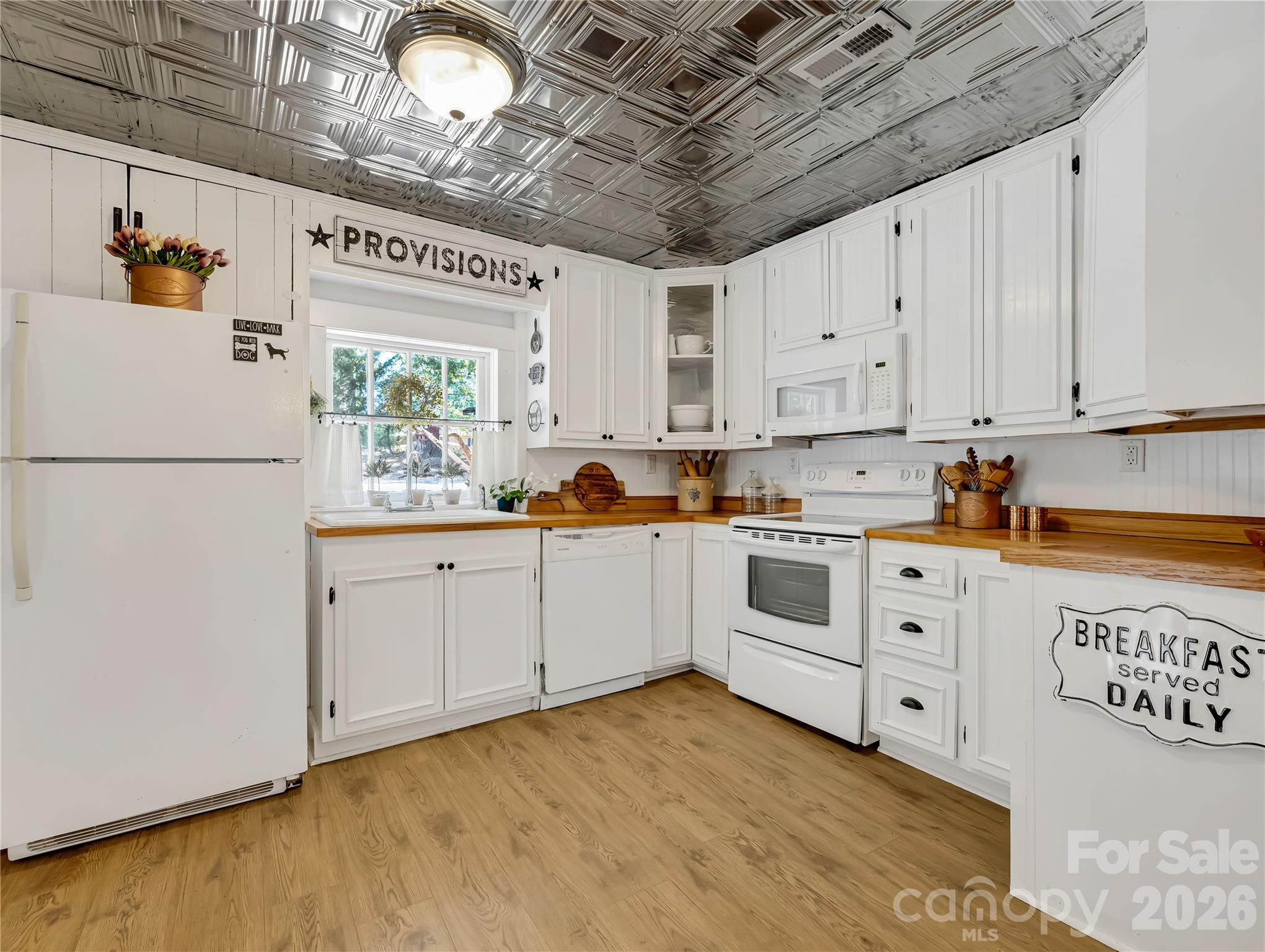 289 Carson Street Tryon, NC 28782 - Photo 17 of 39
