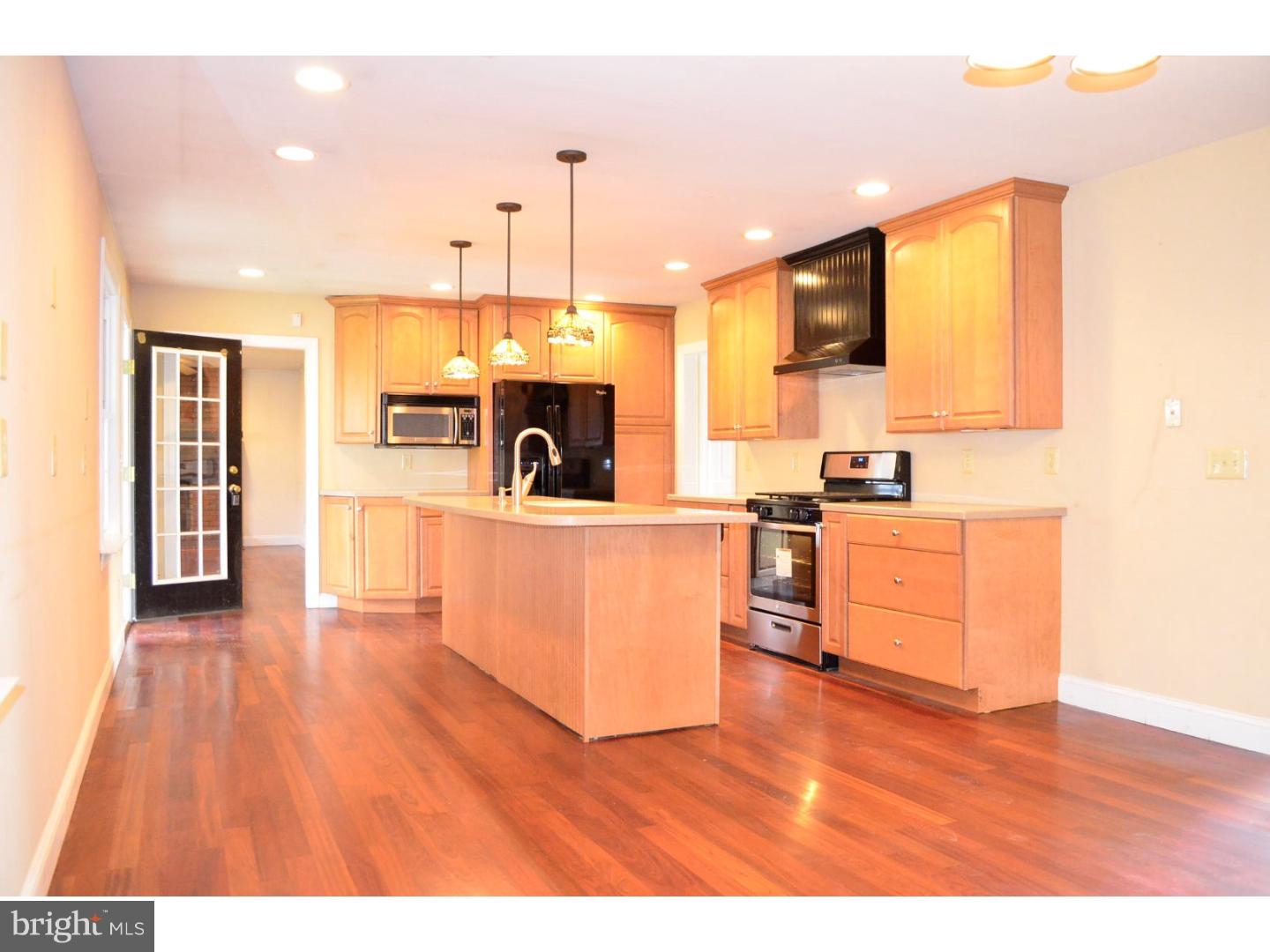 43 Ogden Road Woolwich Township, NJ 08085 - Photo 3 of 25