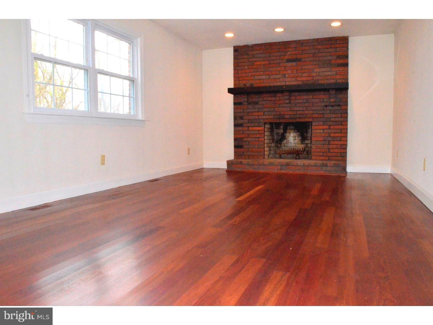 43 Ogden Road Woolwich Township, NJ 08085 - Photo 4 of 25