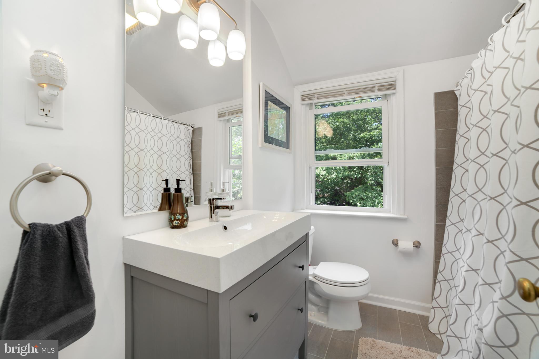 1711 Earlington Road Havertown, PA 19083 - Photo 17 of 26 Gallery Image 17