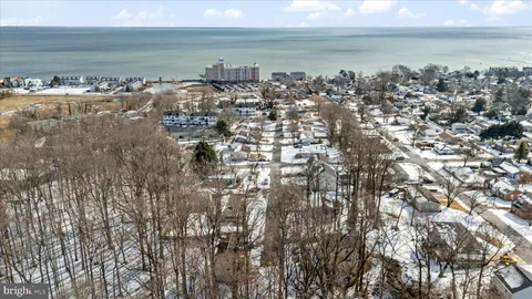 $439,900 | 3617 30th Street, Chesapeake Beach, MD 20732