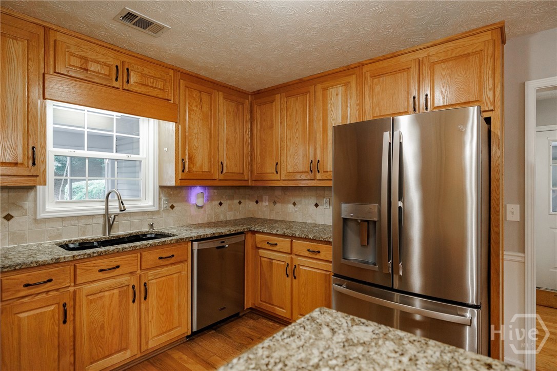 2249 Cluster Lane Grayson, GA 30017 - Photo 16 of 53