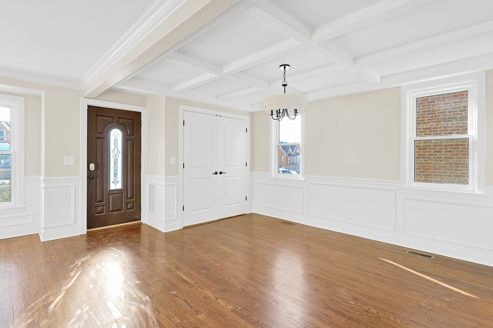 6942 West Fletcher Street Chicago, IL 60634 - Photo 5 of 24