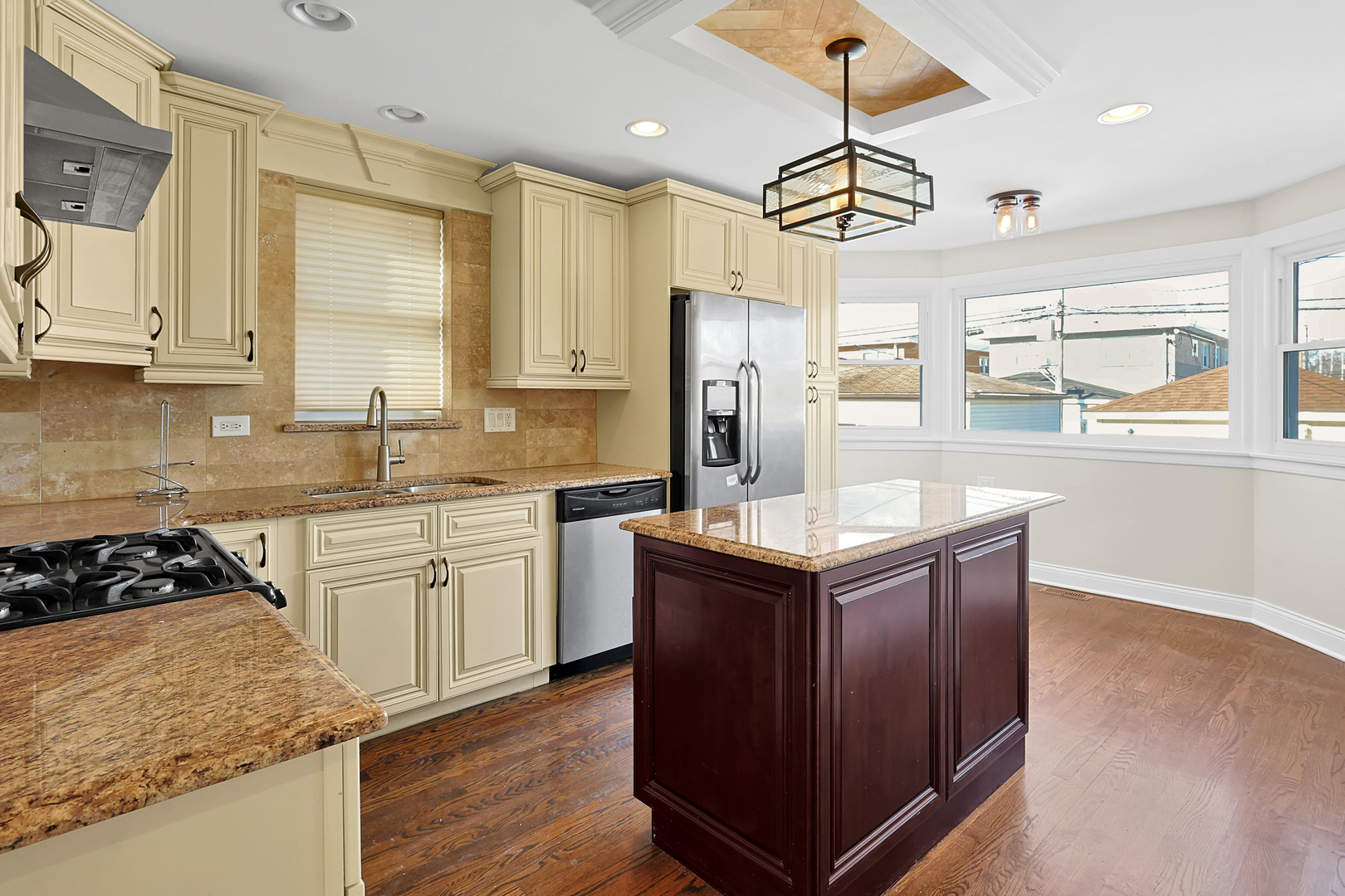 6942 West Fletcher Street Chicago, IL 60634 - Photo 6 of 24