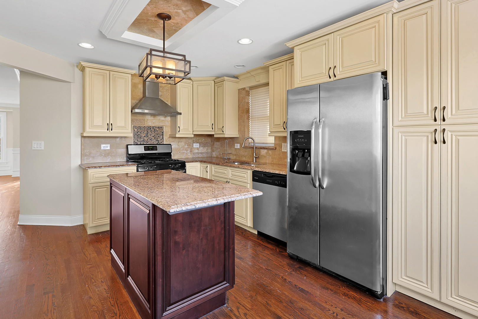 6942 West Fletcher Street Chicago, IL 60634 - Photo 7 of 24