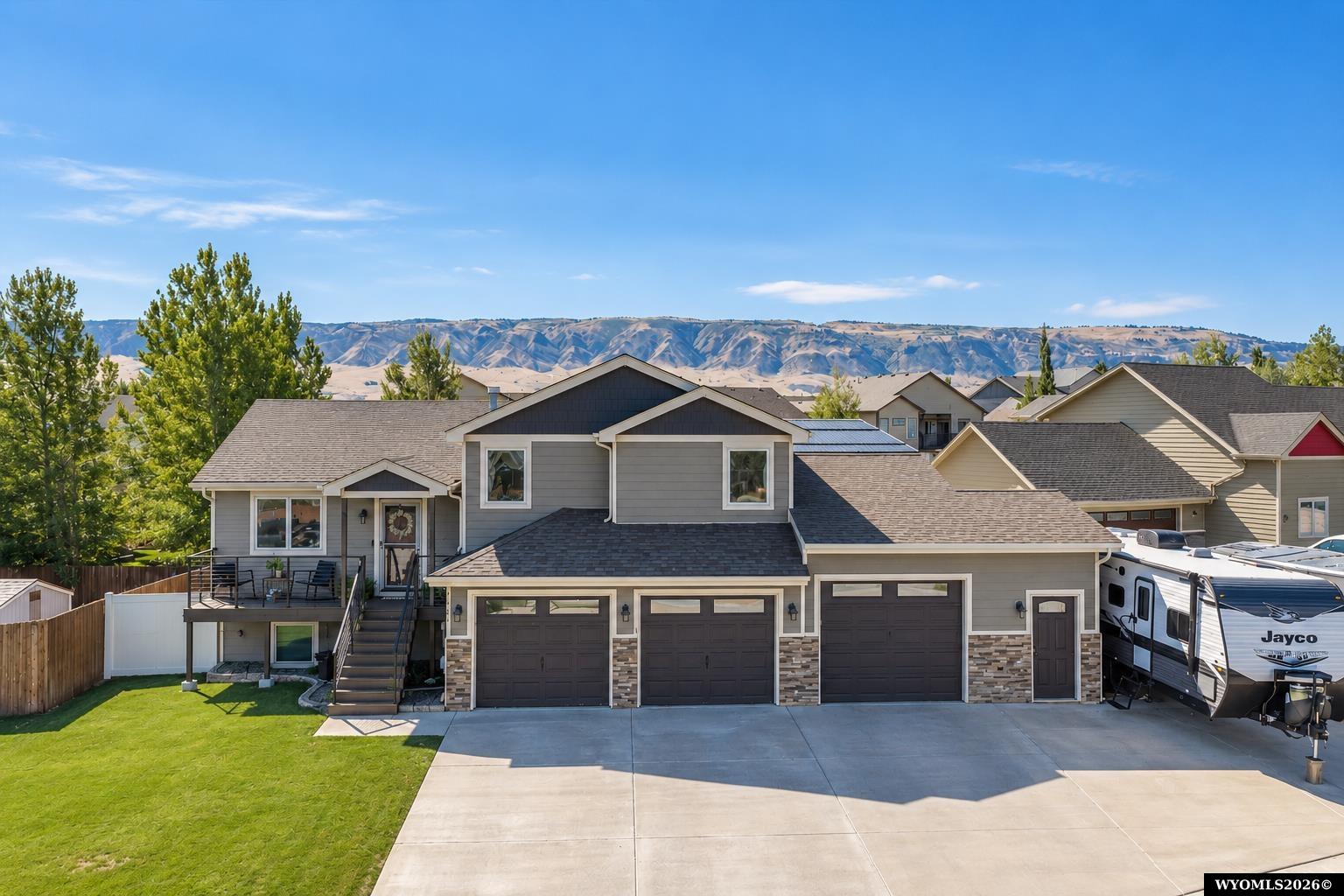 6661 Blue Springs Road Casper, WY 82604 - Photo 1 of 38 Gallery Image 1