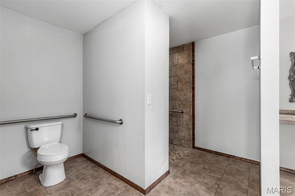 27010 Stoddard Drive Laquey, MO 65534 - Photo 22 of 32