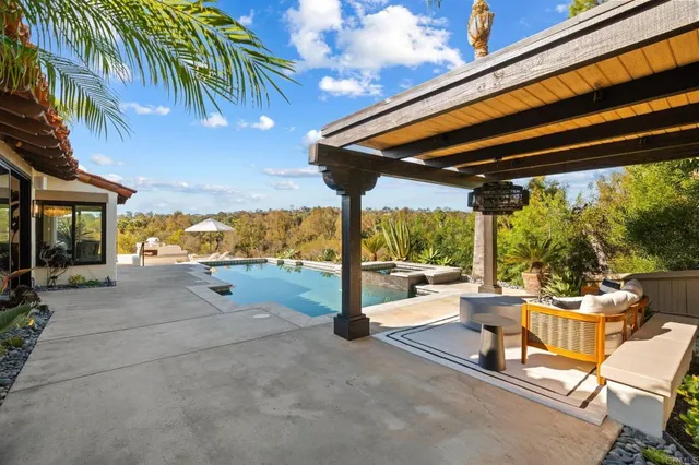 $4,850,000 | 528 Flores De Oro, Rancho Santa Fe, CA 92067