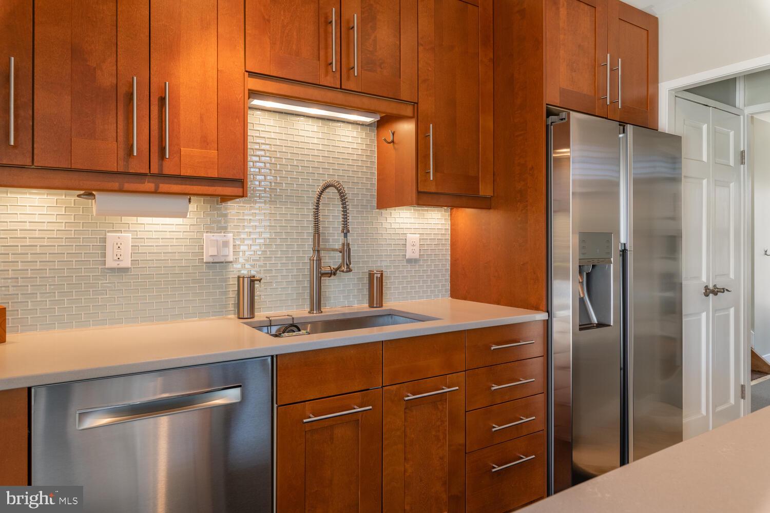 8200 Stone Trail Drive Bethesda, MD 20817 - Photo 13 of 38